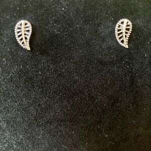 Fashion Jewelry Gold Leaf Earrings